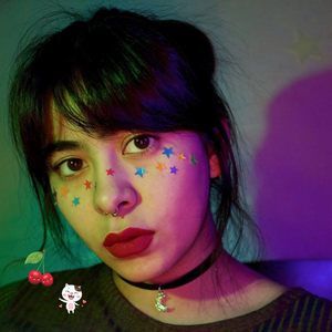 Meet your Posher, Alexis